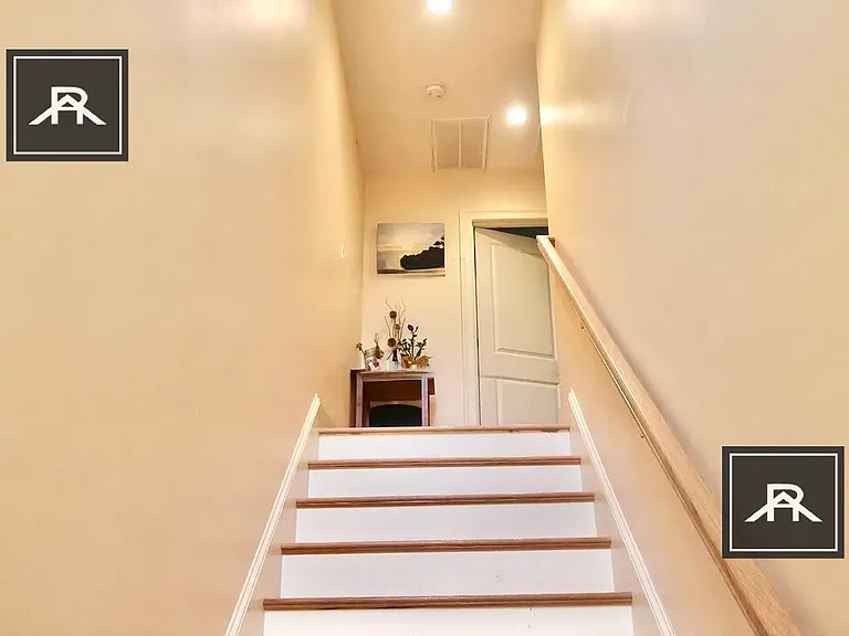 11 Sparhawk St #3 — Photo 6