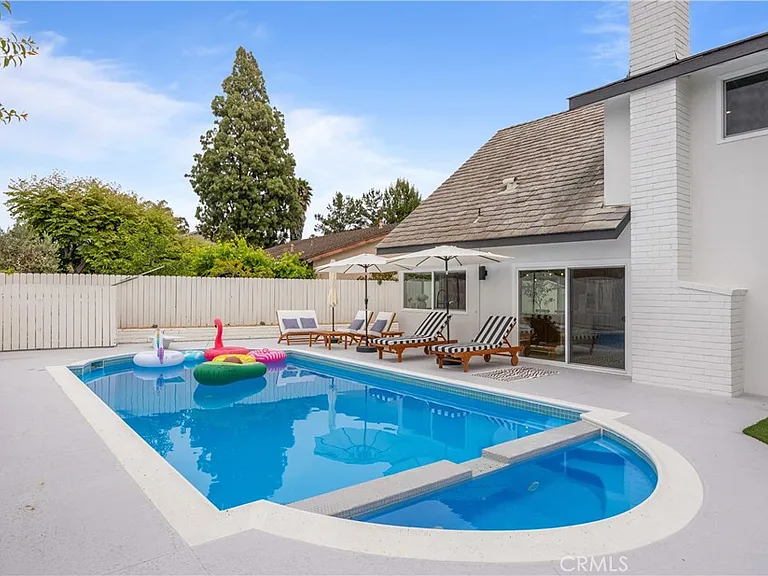 24091 Marathon St — Photo 31
