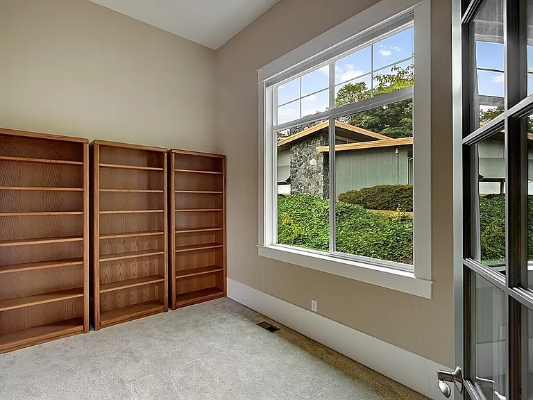 1518 S 5th Pl — Photo 16