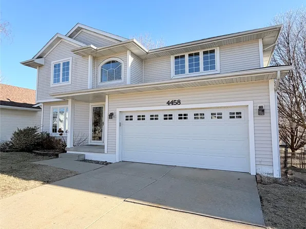 4458 Ashley Park Dr, West Des Moines, IA 50265