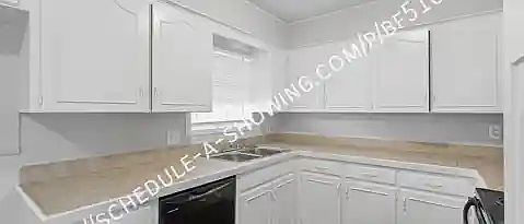 5th image of 7730 Arrowhead Ln