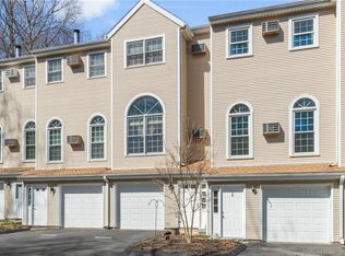 350 Bristol Street Ext APT B8, Waterbury, CT 06708