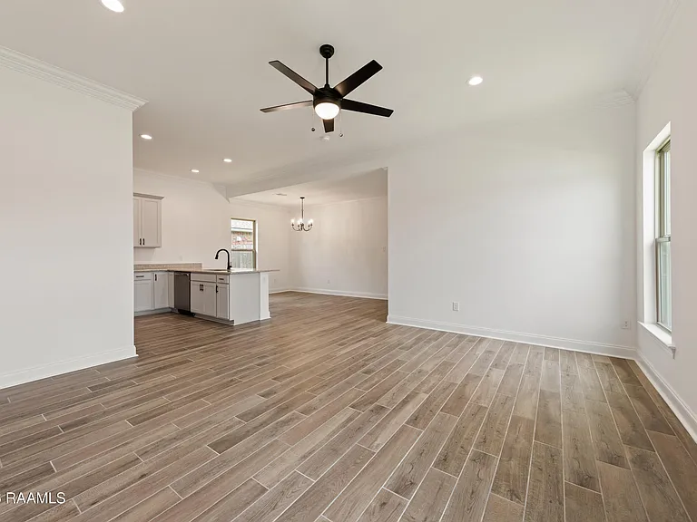 300 Ethereal St — Photo 14
