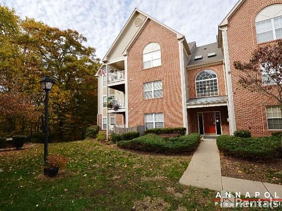 2nd image of 631 Admiral Dr Unit 103