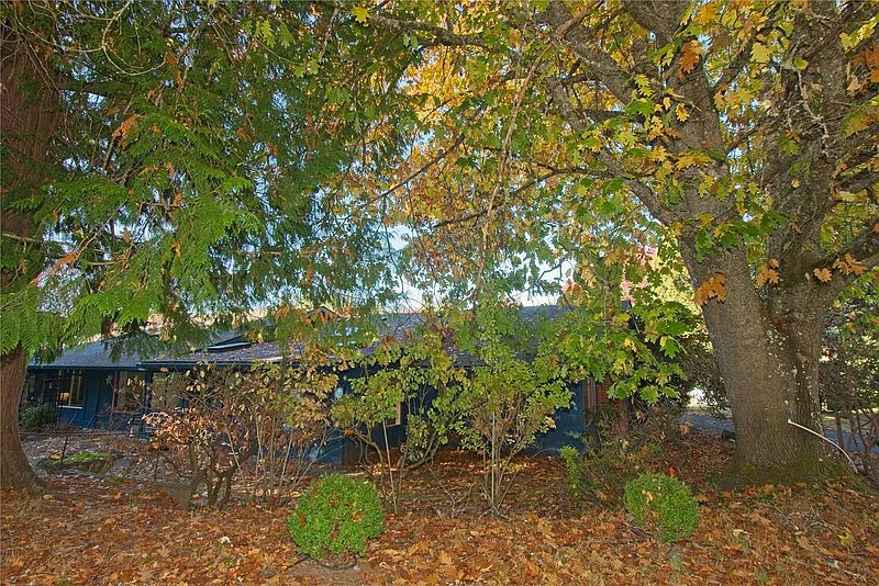 3rd image of 3300 Carpenter Road SE #78