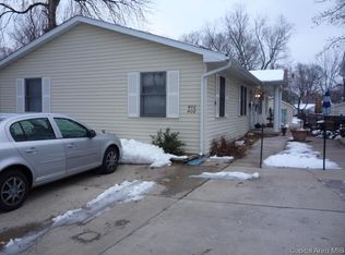 406 S Walnut St, Springfield, IL 62704