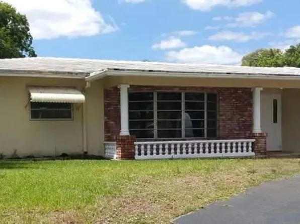 11480 Tara Dr, Fort Lauderdale, FL 33325
