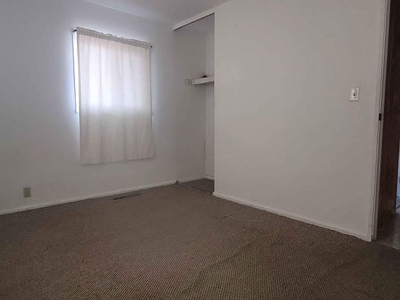 3rd image of 1130 Pando Ave