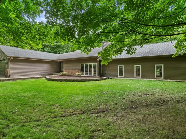 29209 Manor DRIVE, Waterford, WI 53185