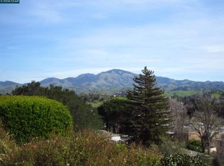 2100 Golden Rain Rd APT 5, Walnut Creek, CA 94595