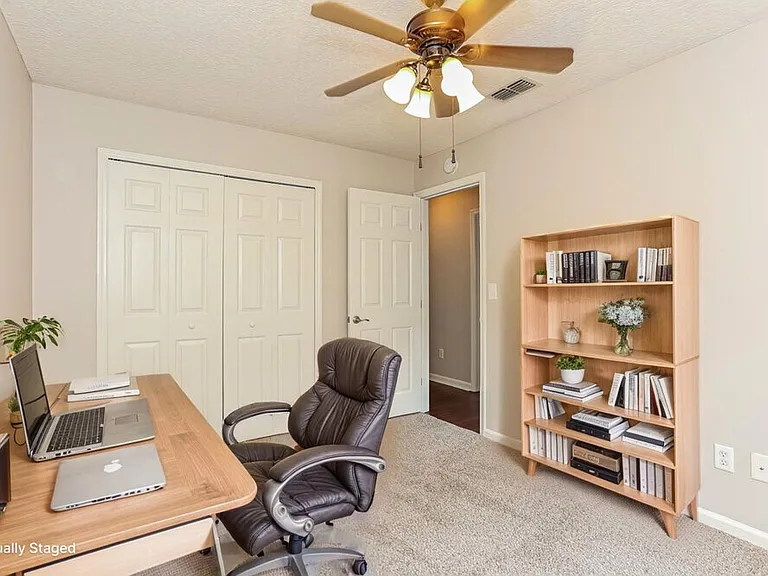 3382 Westfield Dr — Photo 16