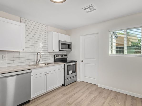 312 E Kinderman Dr #8