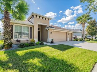 11107 Wembley Landing Dr, Lithia, FL 33547