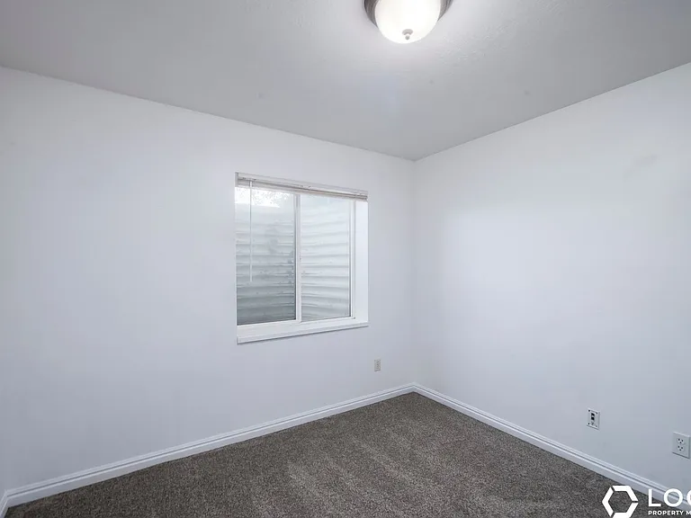5068 S Murray Blvd #DOWNSTAIRS — Photo 12
