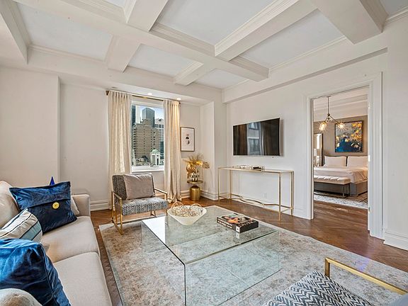 2nd image of 160 Central Park S #2118/20