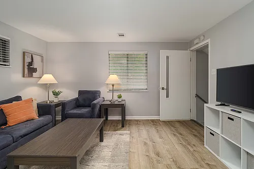 1115 Mary Ann St #1 Photo 1
