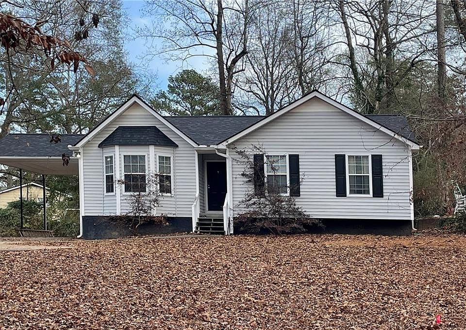 1st image of 125 Greenwood Ln