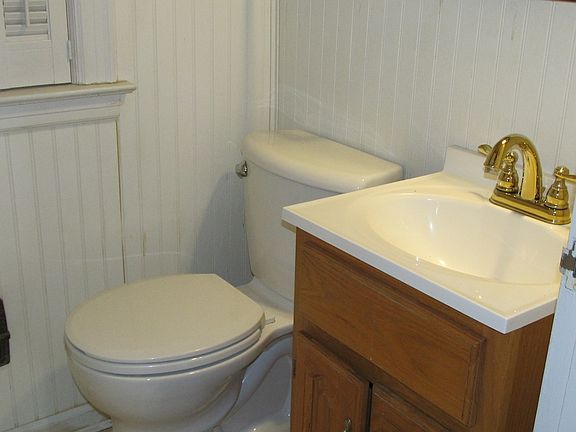 5th image of 3015 E 18th St