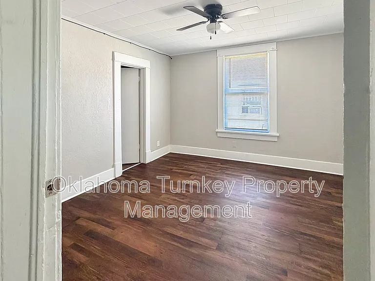 118 N Taft Ave — Photo 9