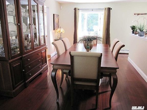 4th image of 28 Gina Ct