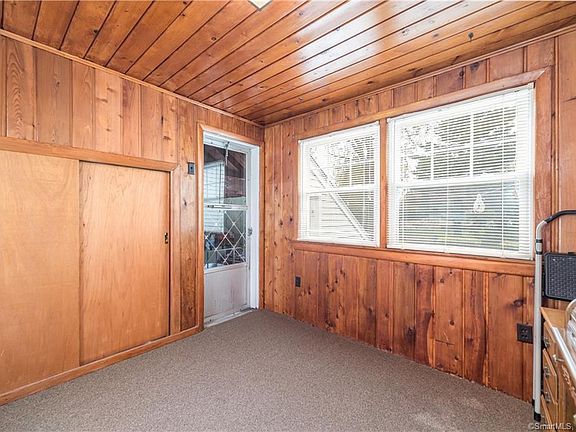 4th image of 30 Homestead Ave
