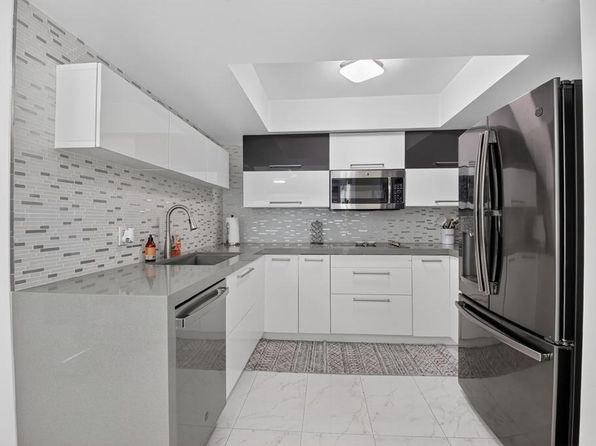 4310 Village Dr Unit D