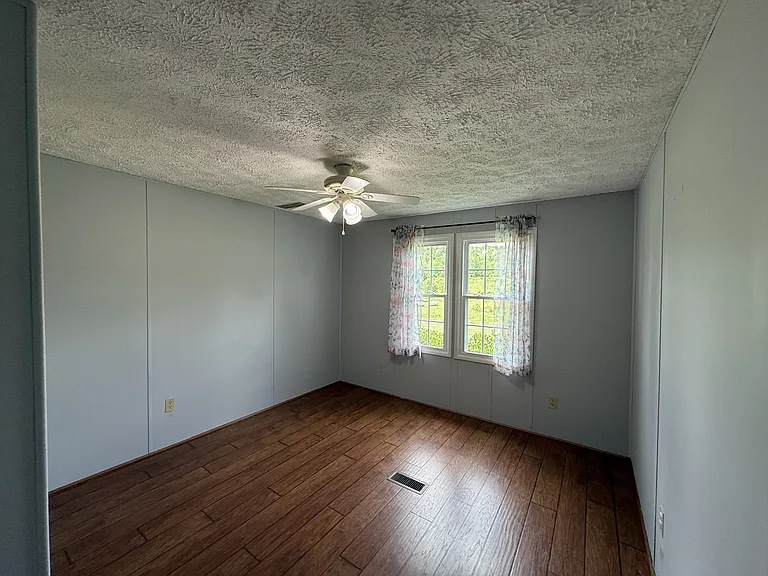 2nd Bedroom, Additional View