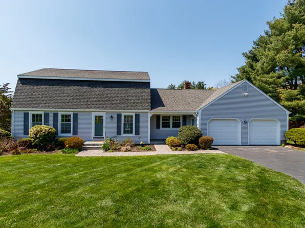 14 Valley View Drive, Wallingford, CT 06492