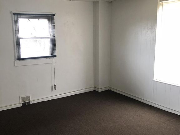 5th image of 2114 E Lehigh Ave