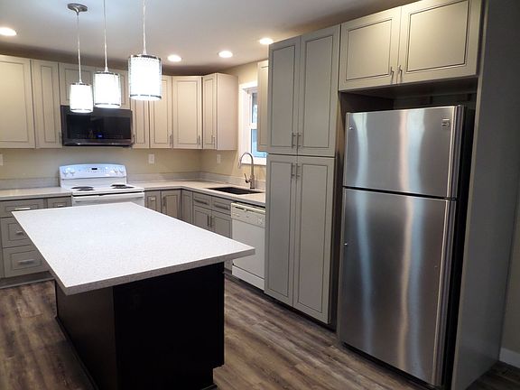 2nd image of 32827 51st Ave S