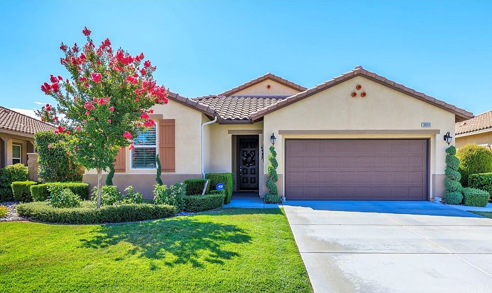 1st image of 30915 Moonflower Ln