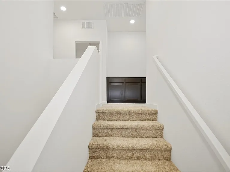 254 Walsh Peak Ave — Photo 12