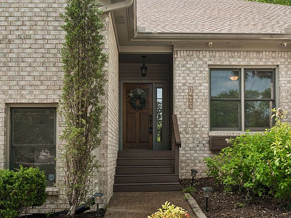 4th image of 1400 Calloway Ct
