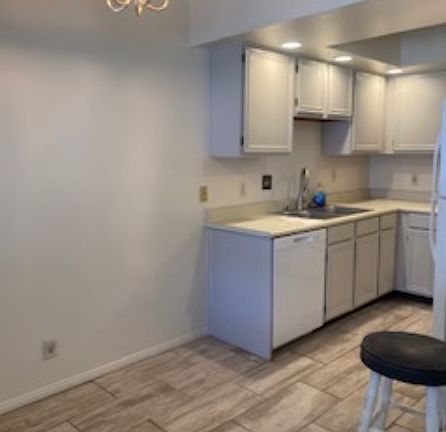 3rd image of 5795 Medallion Dr Unit 104