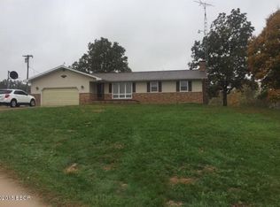350 Vincennes Rd SW, Clay City, IL 62824