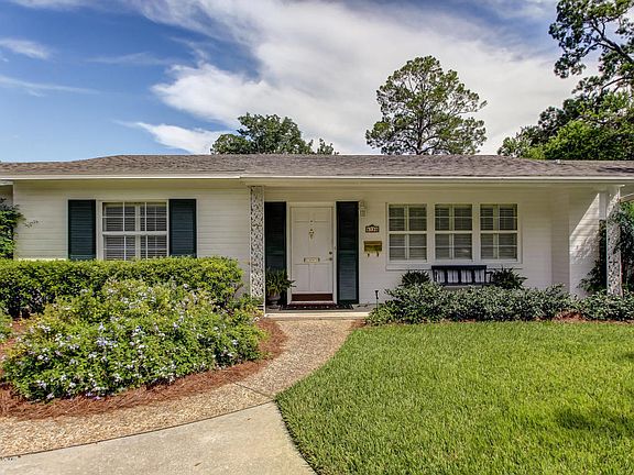 4th image of 4738 Avon Ln