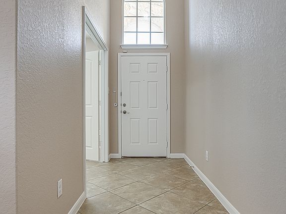 4th image of 2307 Clover Ridge