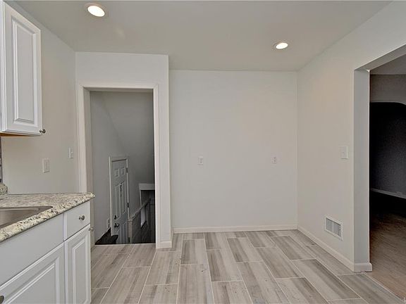 5th image of 98 Madison Ave