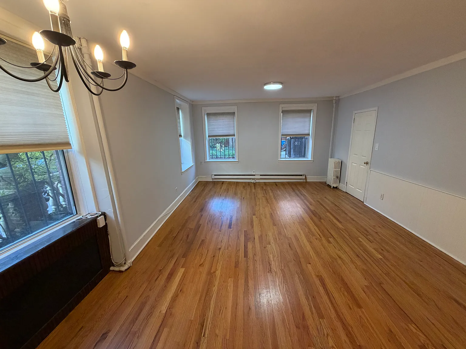 1 bed, 900 sqft, $3,200 — Photo 2