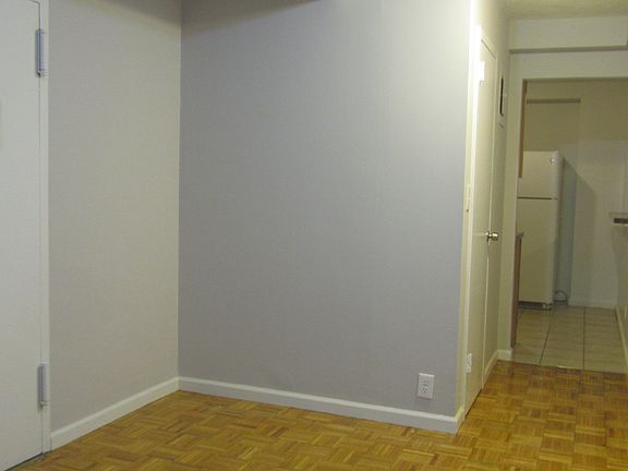4th image of 2040 Bruckner Blvd APT 1K
