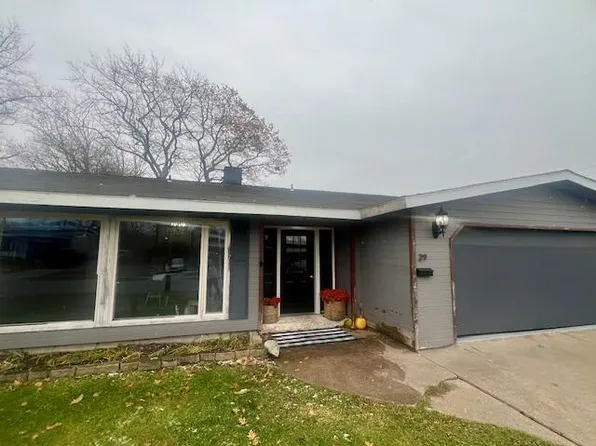 29 Parkside Dr, Kincheloe, MI 49788