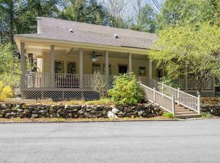 23 Lyman Batcheller Rd, Hartford, VT 05047