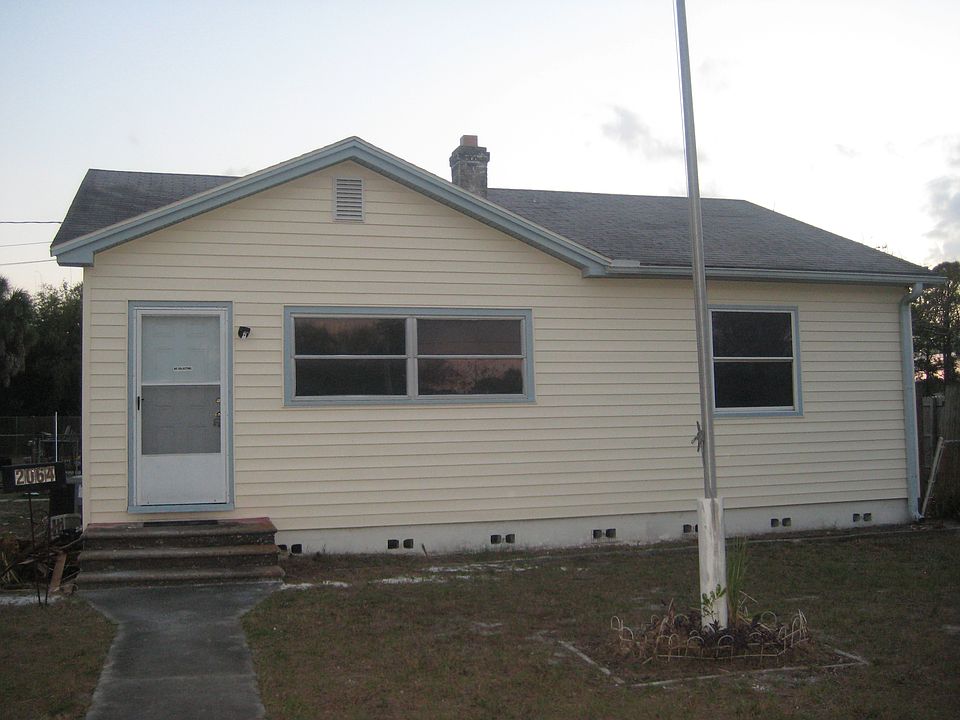 1st image of 2064 36th Ave N