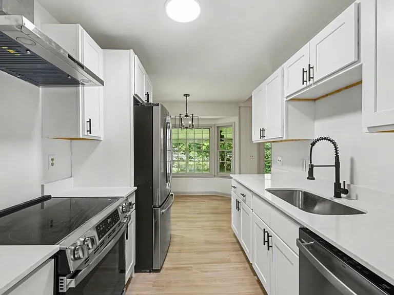 130 Sandtrap Rd — Photo 6
