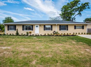 225 NE 42nd St, Ocala, FL 34479