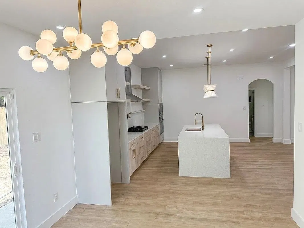 3 bed, 2.5 bath, 1800 sqft, $2,800 — Photo 4