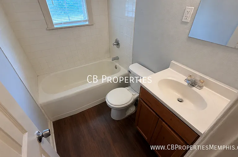 1734 Wildrose St — Photo 8