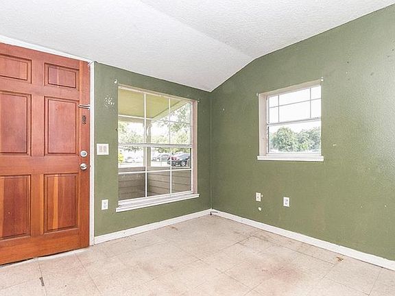 4th image of 630 Coke Ave