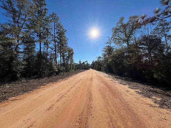 3rd image of Bienville Ct
