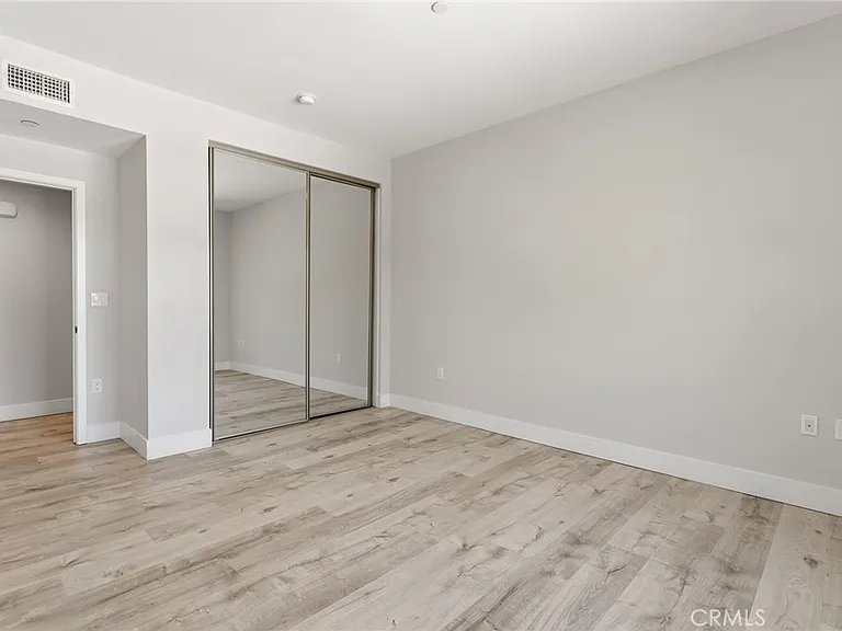 5820 La Mirada Ave #302 — Photo 21